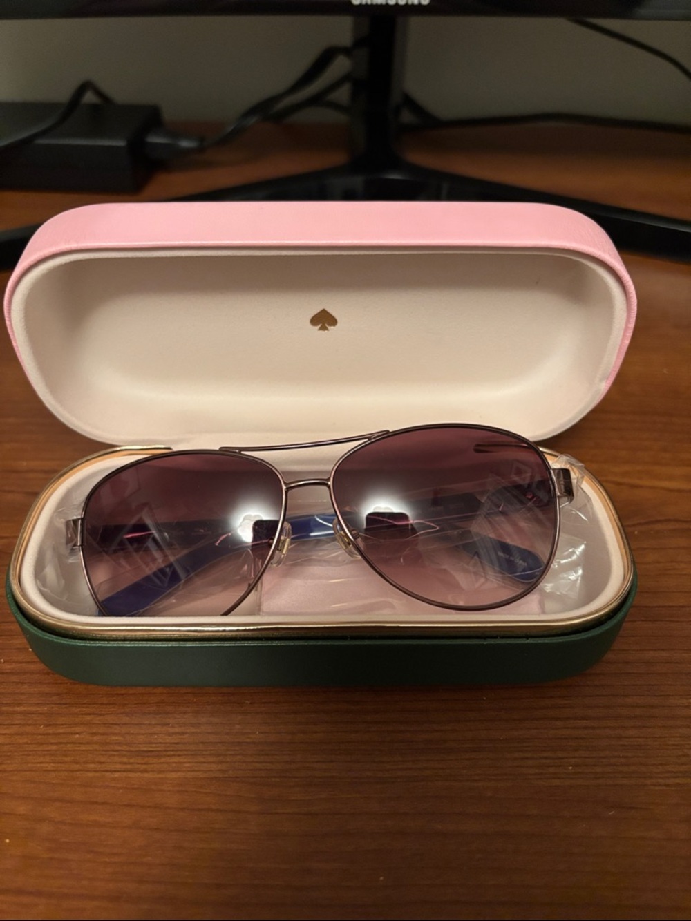 kate spade rose gold trim Gradient Aviator Sunglasses new without tags